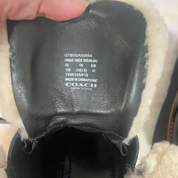 Coach Urban Hiker shearling boots in black leather - size 11 - Picture 5 of 8